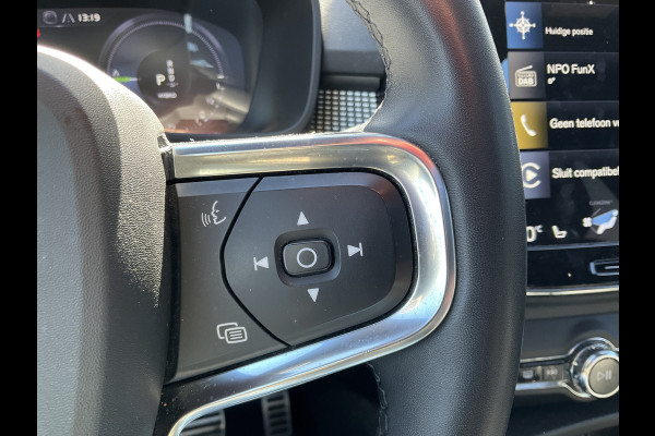 Volvo XC40 1.5 T4 Recharge R-Design Pano Leer H/K Camera Stoel/Stuurverw Led Carplay Plug-in PHEV