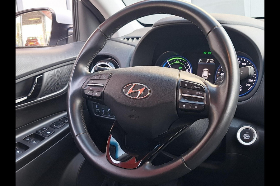 Hyundai Kona 1.6 GDI HEV Fashion | Climate | Trekhaak 1300kg |  Blindspot | Adaptive CC | Camera | HUD |