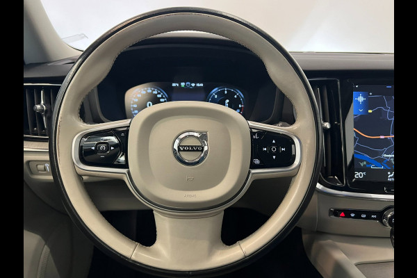 Volvo V60 2.0 D3 / BTW / CarPlay / Memory / Leder / Keyless