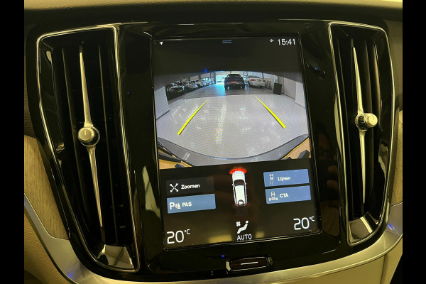 Volvo V60 2.0 D3 / BTW / CarPlay / Memory / Leder / Keyless