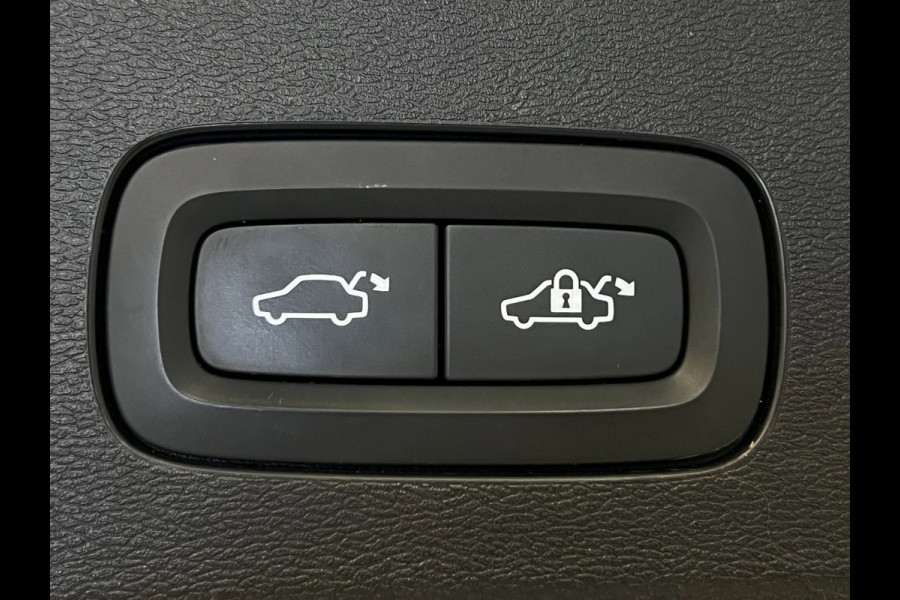 Volvo V60 2.0 D3 / BTW / CarPlay / Memory / Leder / Keyless