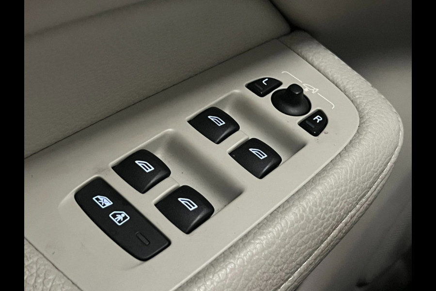 Volvo V60 2.0 D3 / BTW / CarPlay / Memory / Leder / Keyless