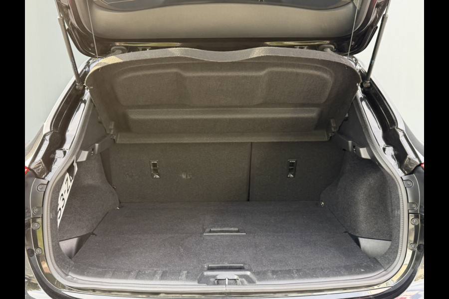 Nissan QASHQAI BWJ 2019 | 1.2T 116PK Tekna + | TREKHAAK | PANO DAK | LEER | CLIMA | 360 CAMERA | STOELVERW | 19'' LMV |