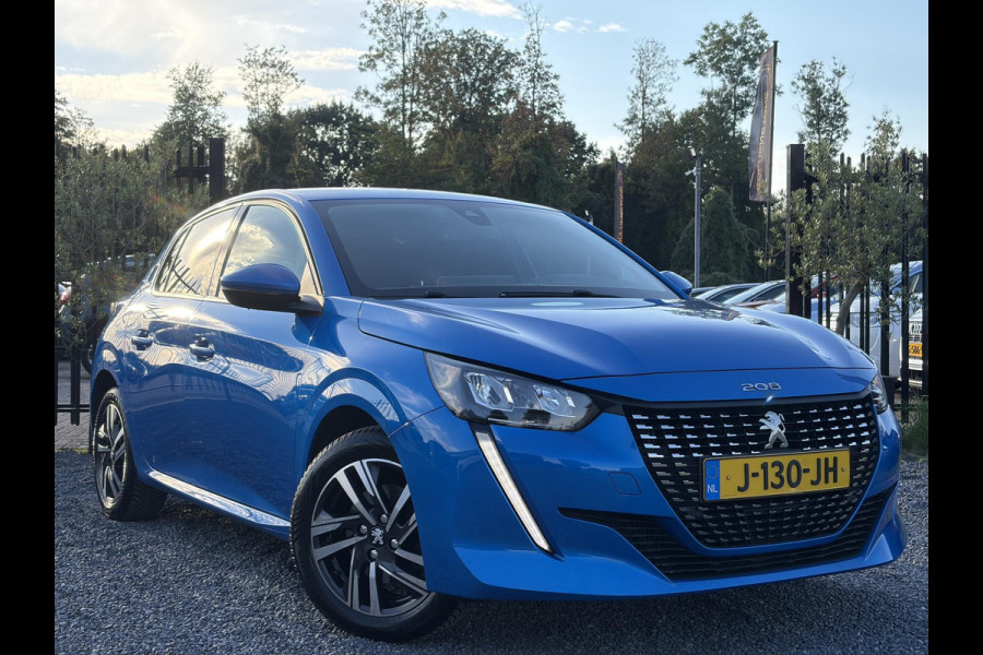 Peugeot 208 1.2 PureTech Allure ✓D-riem vv in 10-2025✓1e Eigenaar✓360° Camera✓Carplay✓Navi✓101pk✓LED✓Clima✓Cruise✓6 Bak✓Pdc✓Lm velgen✓Halfleder✓Recent beurt gehad✓N.A.P✓Apk tot 08-2028