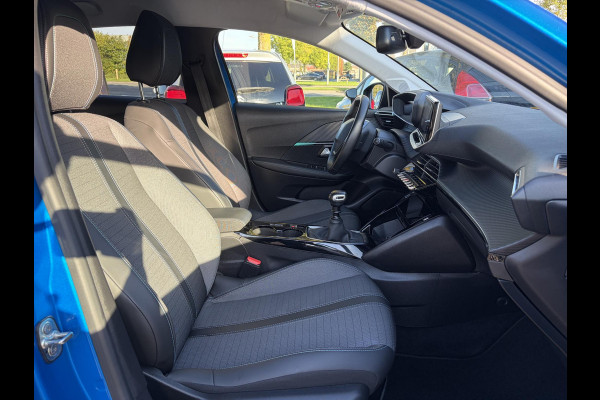 Peugeot 208 1.2 PureTech Allure ✓D-riem vv in 10-2025✓1e Eigenaar✓360° Camera✓Carplay✓Navi✓101pk✓LED✓Clima✓Cruise✓6 Bak✓Pdc✓Lm velgen✓Halfleder✓Recent beurt gehad✓N.A.P✓Apk tot 08-2028