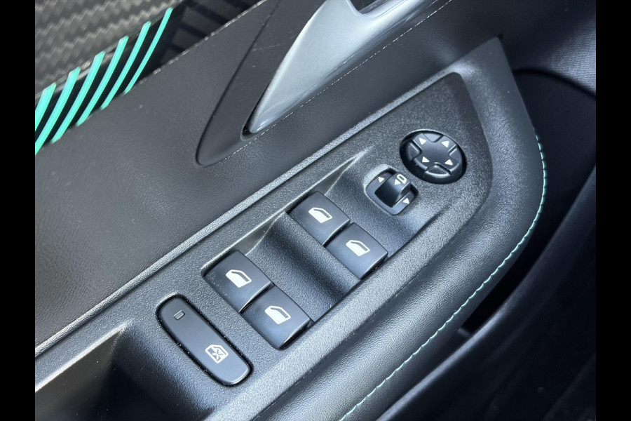 Peugeot 208 1.2 PureTech Allure ✓D-riem vv in 10-2025✓1e Eigenaar✓360° Camera✓Carplay✓Navi✓101pk✓LED✓Clima✓Cruise✓6 Bak✓Pdc✓Lm velgen✓Halfleder✓Recent beurt gehad✓N.A.P✓Apk tot 08-2028