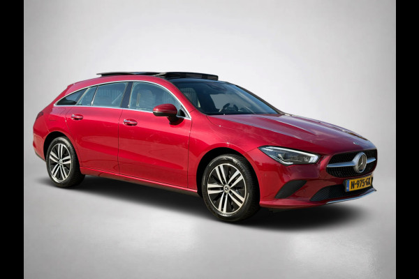 Mercedes-Benz CLA-Klasse Shooting Brake 250e Solution AMG Limited (NL-auto, Goed OnderH, Panorama, SfeerV, Carplay, Lane Assist)