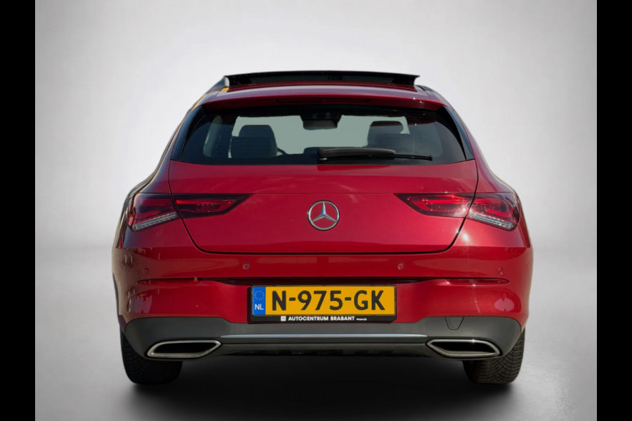 Mercedes-Benz CLA-Klasse Shooting Brake 250e Solution AMG Limited (NL-auto, Goed OnderH, Panorama, SfeerV, Carplay, Lane Assist)