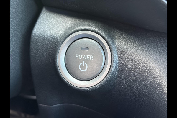 Hyundai Kona EV Premium 64 kWh ✓Soh 93.2 %✓2e Eigenaar✓Carplay✓Camera✓Navi✓Keyless✓Halfleder✓Rijstrooksensor✓Dodehoeksensor✓Pdc V+A✓Lm velgen✓Clima✓Cruise✓204pk✓N.A.P✓Apk tot 09-2027