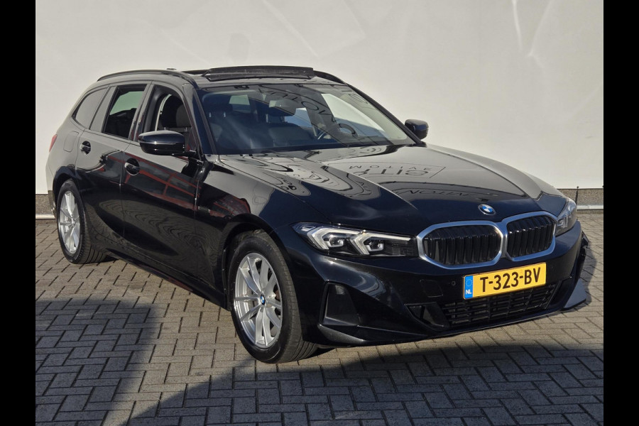 BMW 3 Serie Touring 318i NL-AUTO | PANODAK | PDC | Curved Display