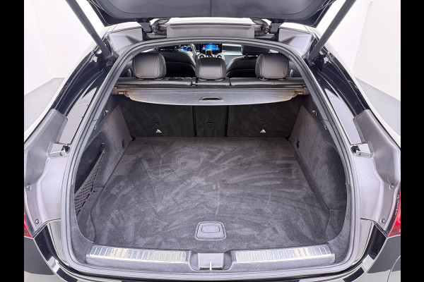 Mercedes-Benz GLC Coupé 300 e 4MATIC AMG line | Schuifdak Burmester Trekhaak