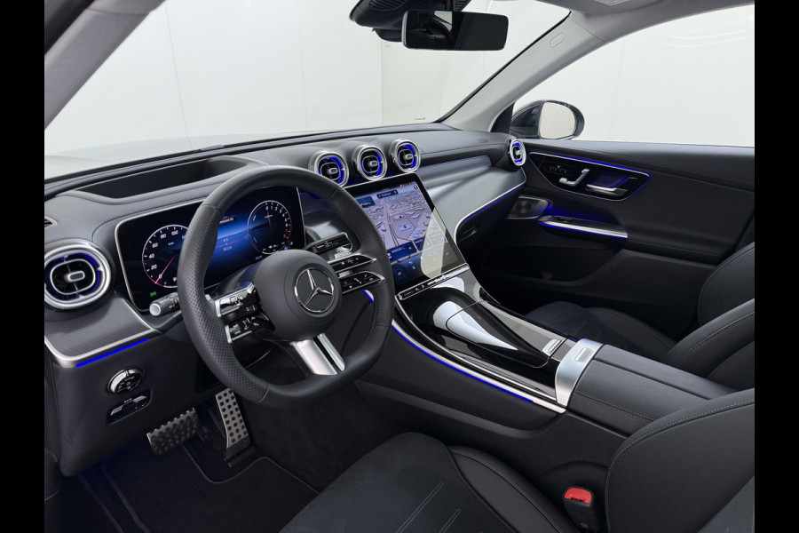 Mercedes-Benz GLC 300 e 4MATIC AMG Line | Pano HUD Trekhaak Burmester Memory