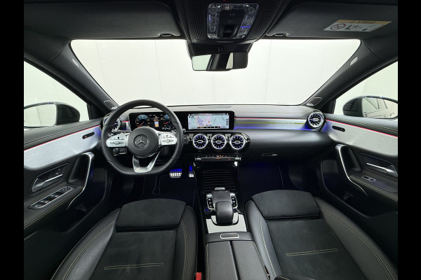 Mercedes-Benz A-Klasse A 250 AMG line | Pano Distronic Multibeam Burmester
