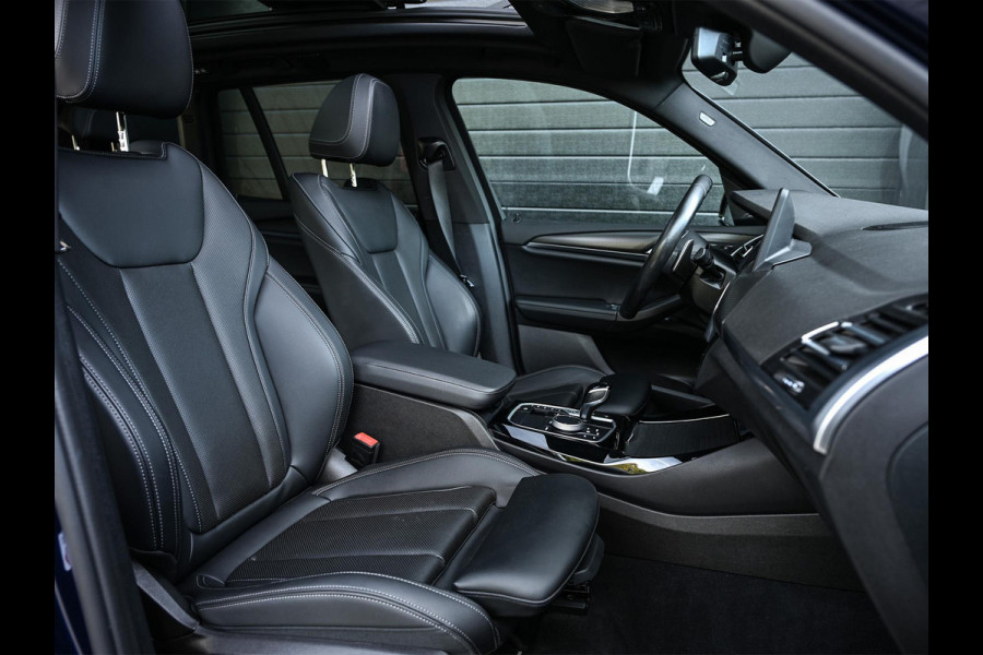 BMW X3 xDrive30e High Executive M-sport | Panoramadak | Harman/Kardon | Camera | Active Cruise | Memory Seat | BMW Gesture Control | Stuurverwarming | Stoelverwarming | Trekhaak |