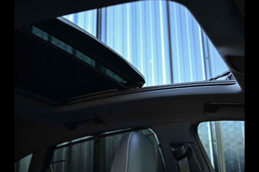 Audi Q8 e-tron Sportback 55 quattro S Edition 115 kWh 408pk | Panoramadak | 360 Camera | Luchtvering | Adaptive Cruise | Memory Seat | Stoel + Stuurverwarming | Keyless Entry | Elektr. Verst. Stuur |