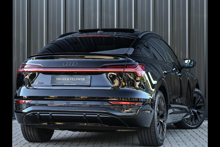 Audi Q8 e-tron Sportback 55 quattro S Edition 115 kWh 408pk | Panoramadak | 360 Camera | Luchtvering | Adaptive Cruise | Memory Seat | Stoel + Stuurverwarming | Keyless Entry | Elektr. Verst. Stuur |