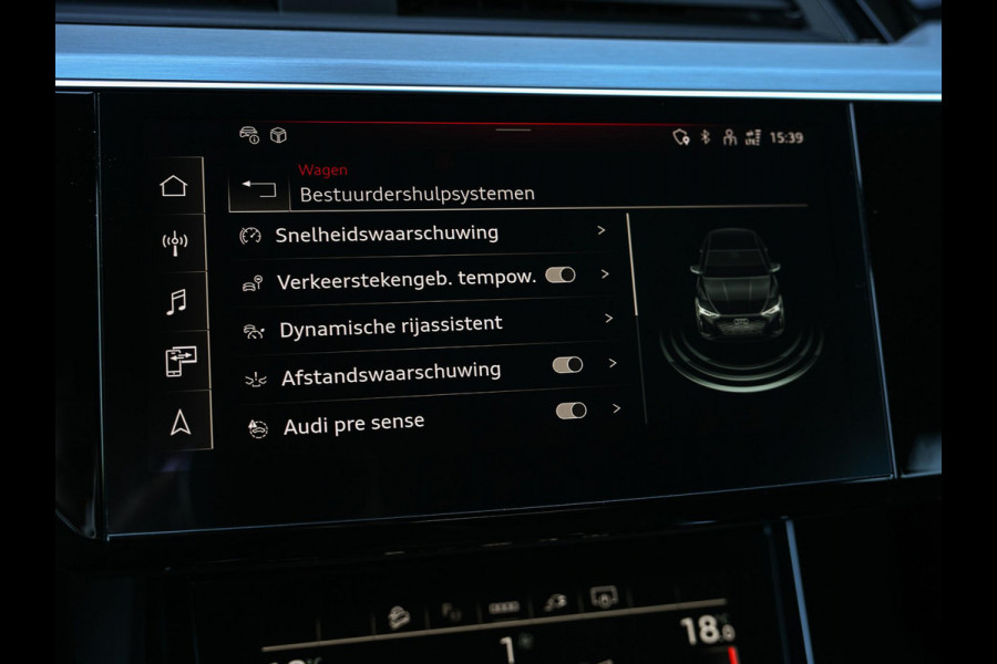 Audi Q8 e-tron Sportback 55 quattro S Edition 115 kWh 408pk | Panoramadak | 360 Camera | Luchtvering | Adaptive Cruise | Memory Seat | Stoel + Stuurverwarming | Keyless Entry | Elektr. Verst. Stuur |