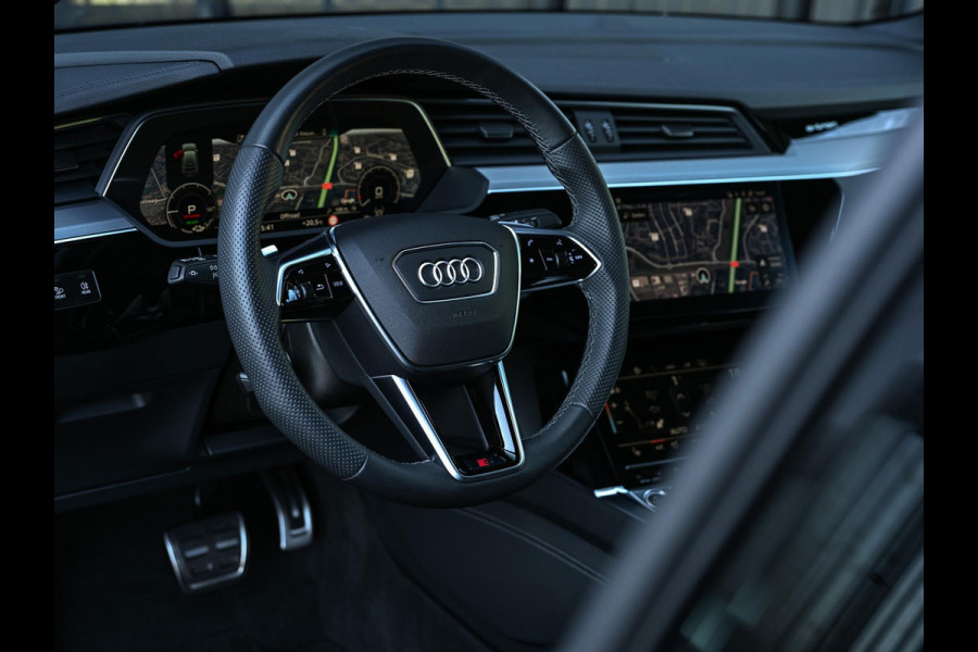 Audi Q8 e-tron Sportback 55 quattro S Edition 115 kWh 408pk | Panoramadak | 360 Camera | Luchtvering | Adaptive Cruise | Memory Seat | Stoel + Stuurverwarming | Keyless Entry | Elektr. Verst. Stuur |