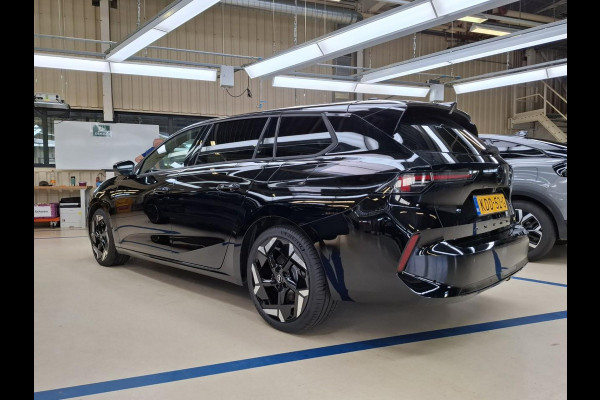 Opel Astra Sports Tourer 1.6 Turbo Plug In Hybrid GSe Led matrix koplampen