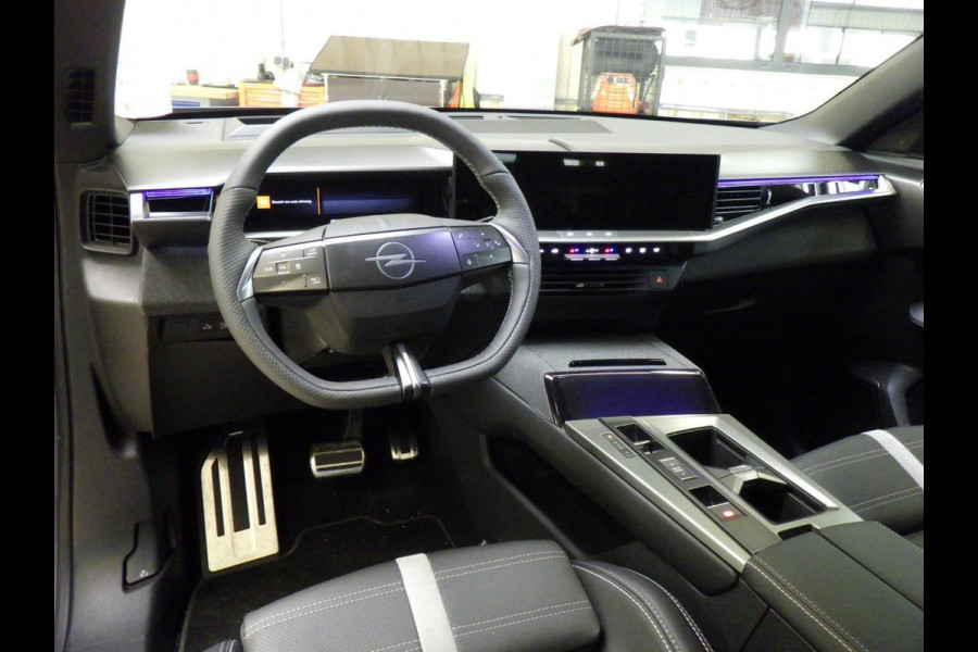 Opel Grandland 1.6 Turbo Plug-in-Hybrid Business Edition Leder interieur | Panoramadak