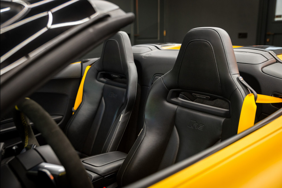 Audi R8 Spyder 5.2 performance quattro / Buckets / Capristo / Keramisch / Non OPF / B&O / Exclusive
