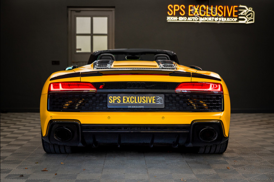 Audi R8 Spyder 5.2 performance quattro / Buckets / Capristo / Keramisch / Non OPF / B&O / Exclusive