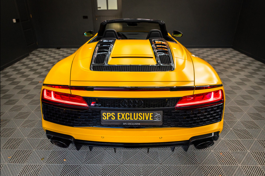 Audi R8 Spyder 5.2 performance quattro / Buckets / Capristo / Keramisch / Non OPF / B&O / Exclusive