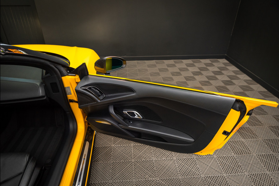 Audi R8 Spyder 5.2 performance quattro / Buckets / Capristo / Keramisch / Non OPF / B&O / Exclusive