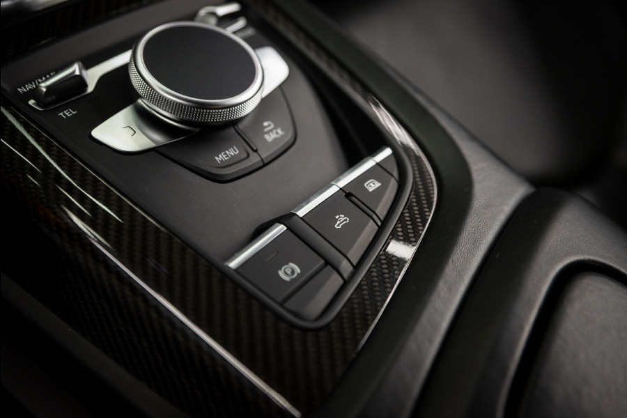 Audi R8 Spyder 5.2 performance quattro / Buckets / Capristo / Keramisch / Non OPF / B&O / Exclusive