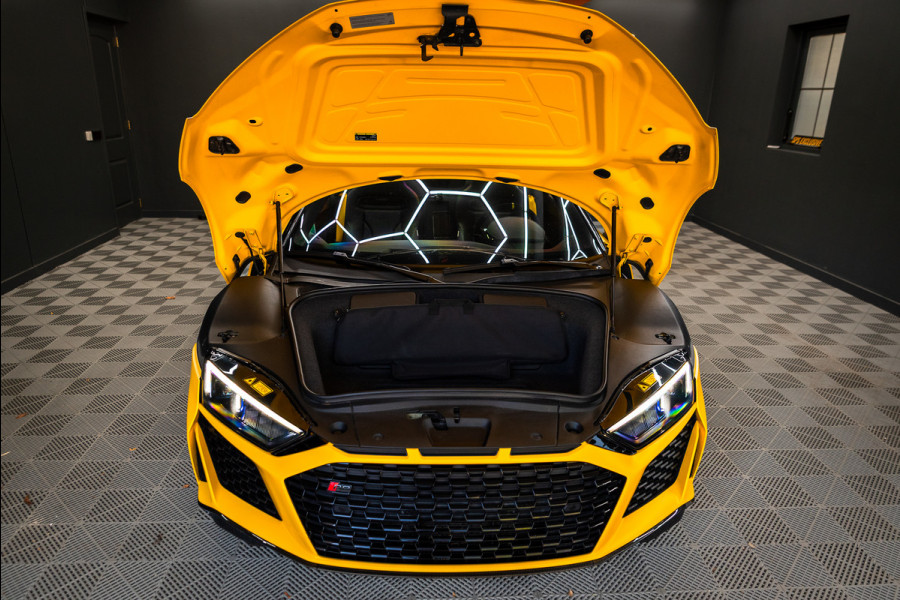 Audi R8 Spyder 5.2 performance quattro / Buckets / Capristo / Keramisch / Non OPF / B&O / Exclusive