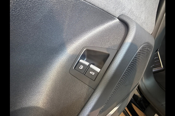 Audi Q8 60 TFSI e quattro S Line Compe Pano|RS Seats|BTW|HuD