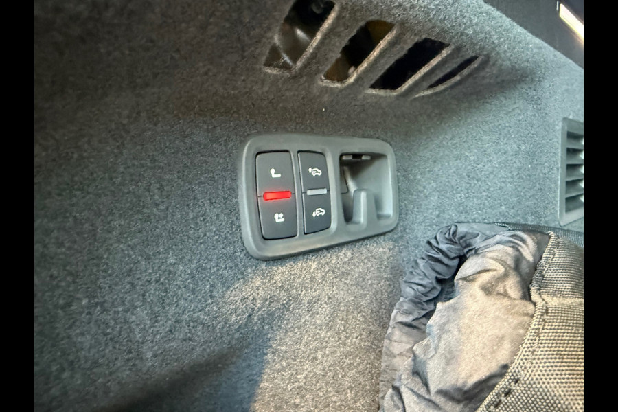 Audi Q8 60 TFSI e quattro S Line Compe Pano|RS Seats|BTW|HuD