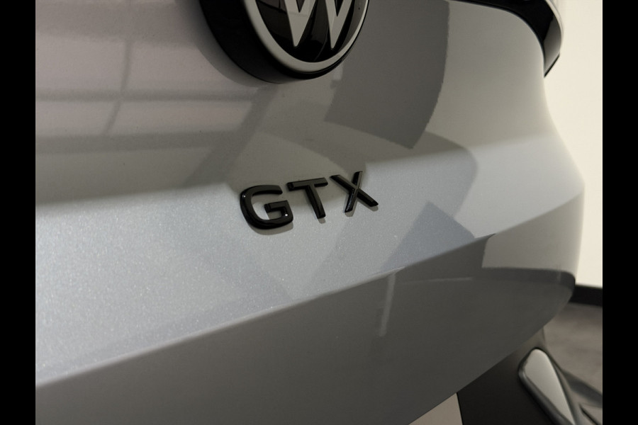 Volkswagen ID.5 GTX 77 kWh | ACC | Panoramadak | Keyless | Adaptief sportonderstel | Warmtepomp | Trekhaak