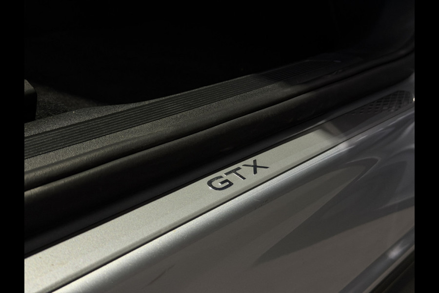 Volkswagen ID.5 GTX 77 kWh | ACC | Panoramadak | Keyless | Adaptief sportonderstel | Warmtepomp | Trekhaak