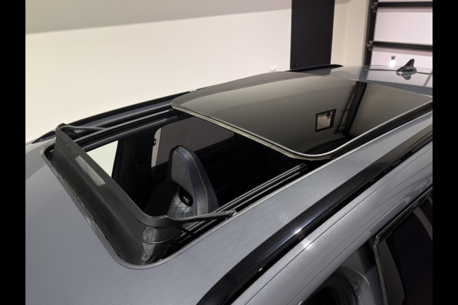 Volkswagen Tayron 1.5 eHybrid R-Line Edition | Trekhaak | H&K Audio | Panoramadak | Black Style | Winterpakket plus