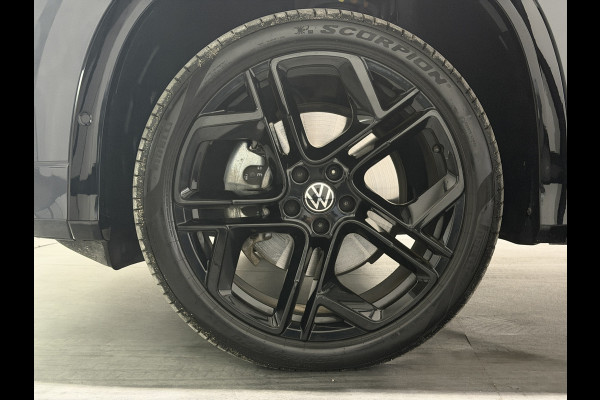 Volkswagen Tayron 1.5 eHybrid R-Line Edition | Trekhaak | H&K Audio | Panoramadak | Black Style | Winterpakket plus