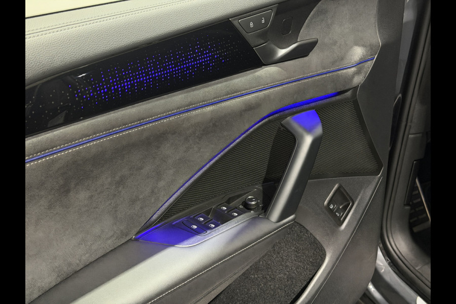 Volkswagen Tayron 1.5 eHybrid R-Line Edition | Trekhaak | H&K Audio | Panoramadak | Black Style | Winterpakket plus