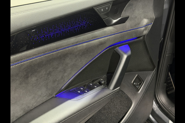 Volkswagen Tayron 1.5 eHybrid R-Line Edition | Trekhaak | H&K Audio | Panoramadak | Black Style | Winterpakket plus