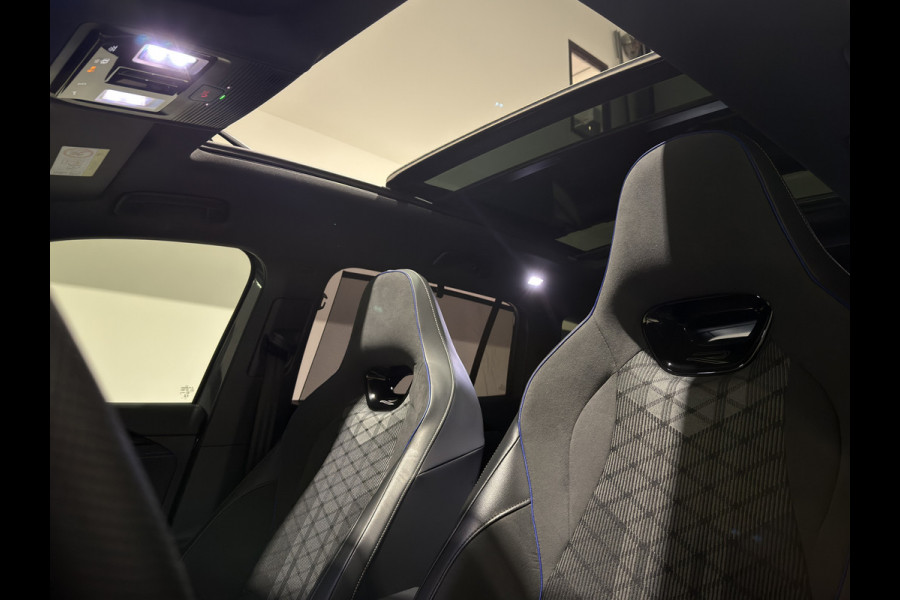 Volkswagen Tayron 1.5 eHybrid R-Line Edition | Trekhaak | H&K Audio | Panoramadak | Black Style | Winterpakket plus