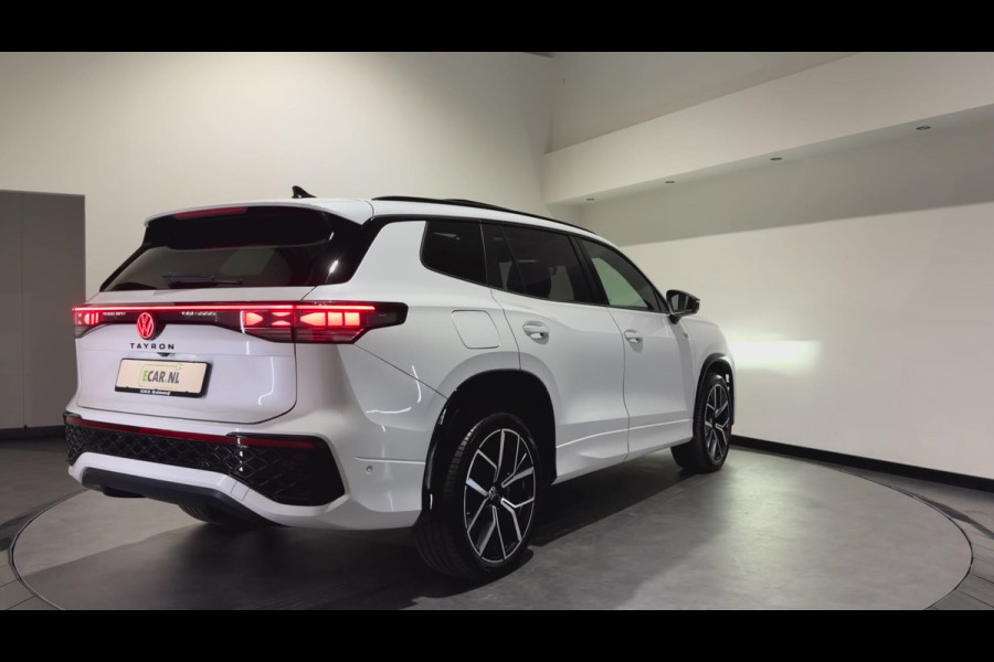 Volkswagen Tayron 1.5 eHybrid R-Line Edition | Trekhaak | H&K Audio | Luxe Leder | Panoramadak | Stoel ventilatie