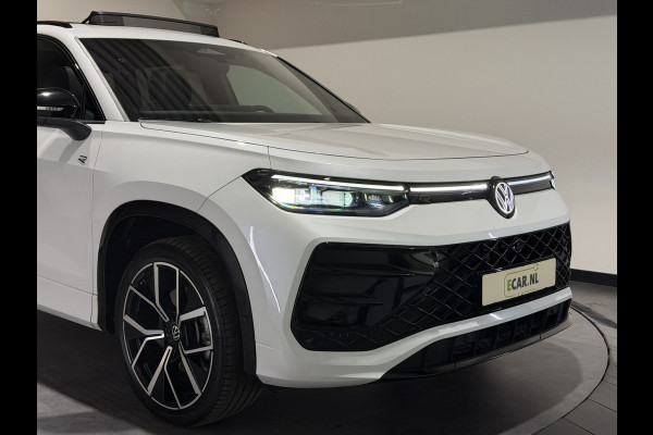 Volkswagen Tayron 1.5 eHybrid R-Line Edition | Trekhaak | H&K Audio | Luxe Leder | Panoramadak | Stoel ventilatie