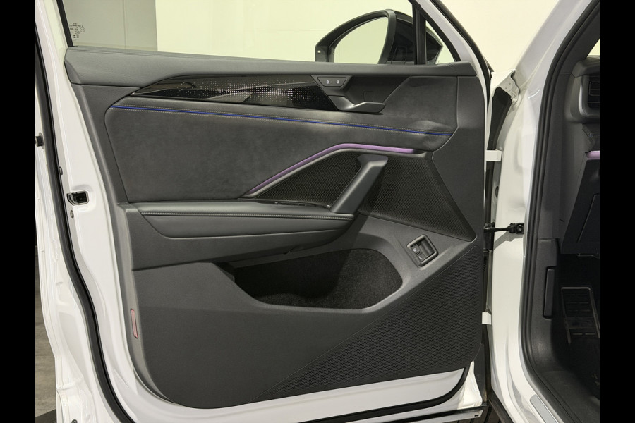 Volkswagen Tayron 1.5 eHybrid R-Line Edition | Trekhaak | H&K Audio | Luxe Leder | Panoramadak | Stoel ventilatie
