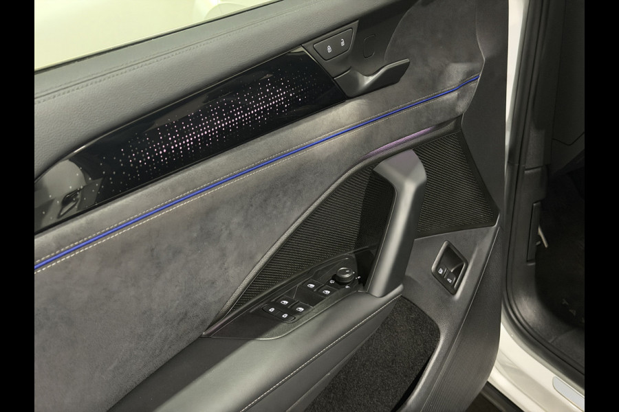 Volkswagen Tayron 1.5 eHybrid R-Line Edition | Trekhaak | H&K Audio | Luxe Leder | Panoramadak | Stoel ventilatie