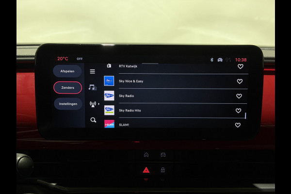 Fiat 600E RED 54 kWh | Apple CarPlay - Android Auto | LED lampen voor & achter | Hill Hold