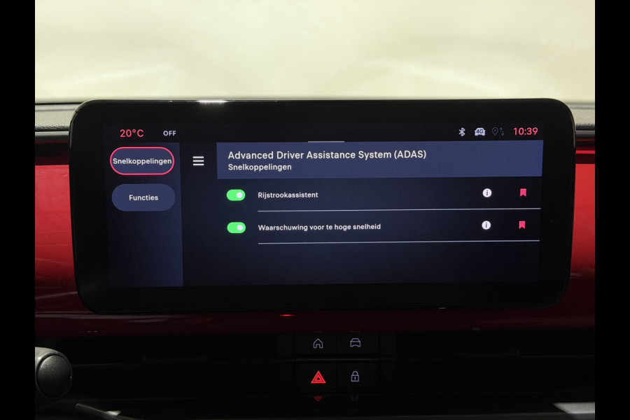 Fiat 600E RED 54 kWh | Apple CarPlay - Android Auto | LED lampen voor & achter | Hill Hold
