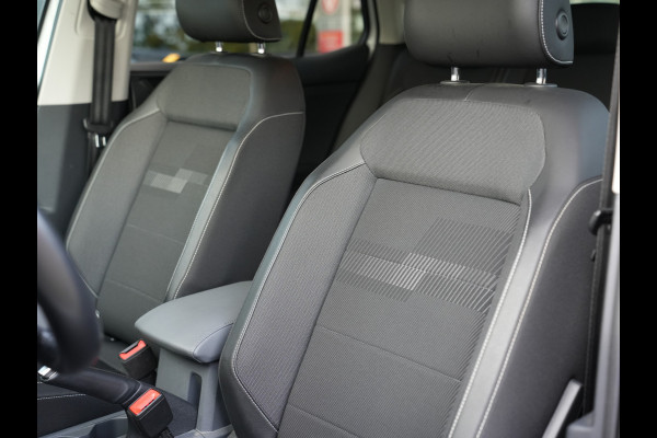 Volkswagen T-Cross 1.0 TSI Life | Cruise control adaptief | LED | Draadloze telefoonlader |