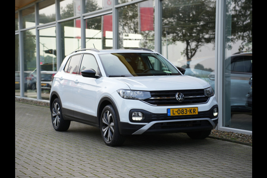 Volkswagen T-Cross 1.0 TSI Life | Cruise control adaptief | LED | Draadloze telefoonlader |