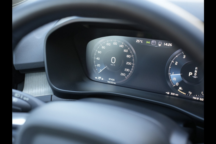 Volvo XC40 1.5 T2 Plus Bright | Harman/Kardon | 360° Camera | Pilot Assist |