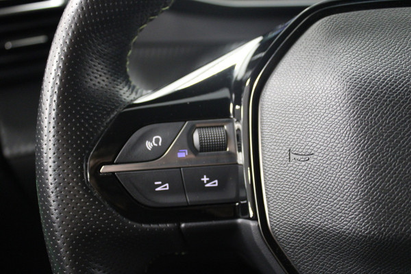 Peugeot 208 1.2 PureTech GT Stoelverw|Side assist|Carplay|Cruise