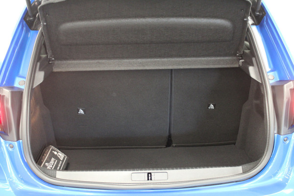 Peugeot 208 1.2 PureTech GT Stoelverw|Side assist|Carplay|Cruise
